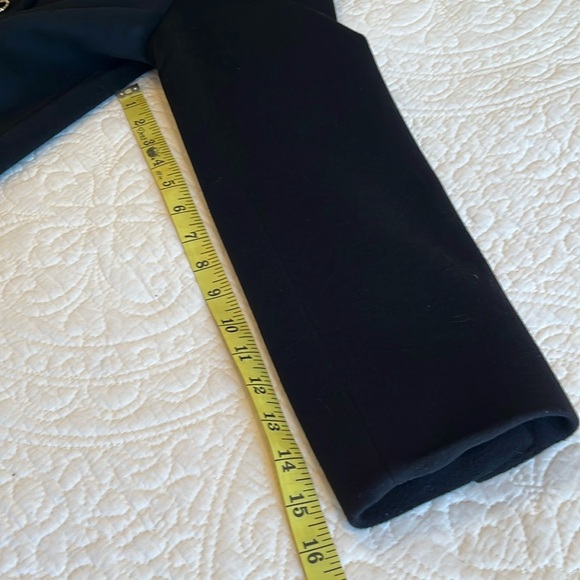 St. John Wool Cashmere Coat Women’s 6 
Black Logo Buttons Italy Classic Luxury - Picture 17 of 17